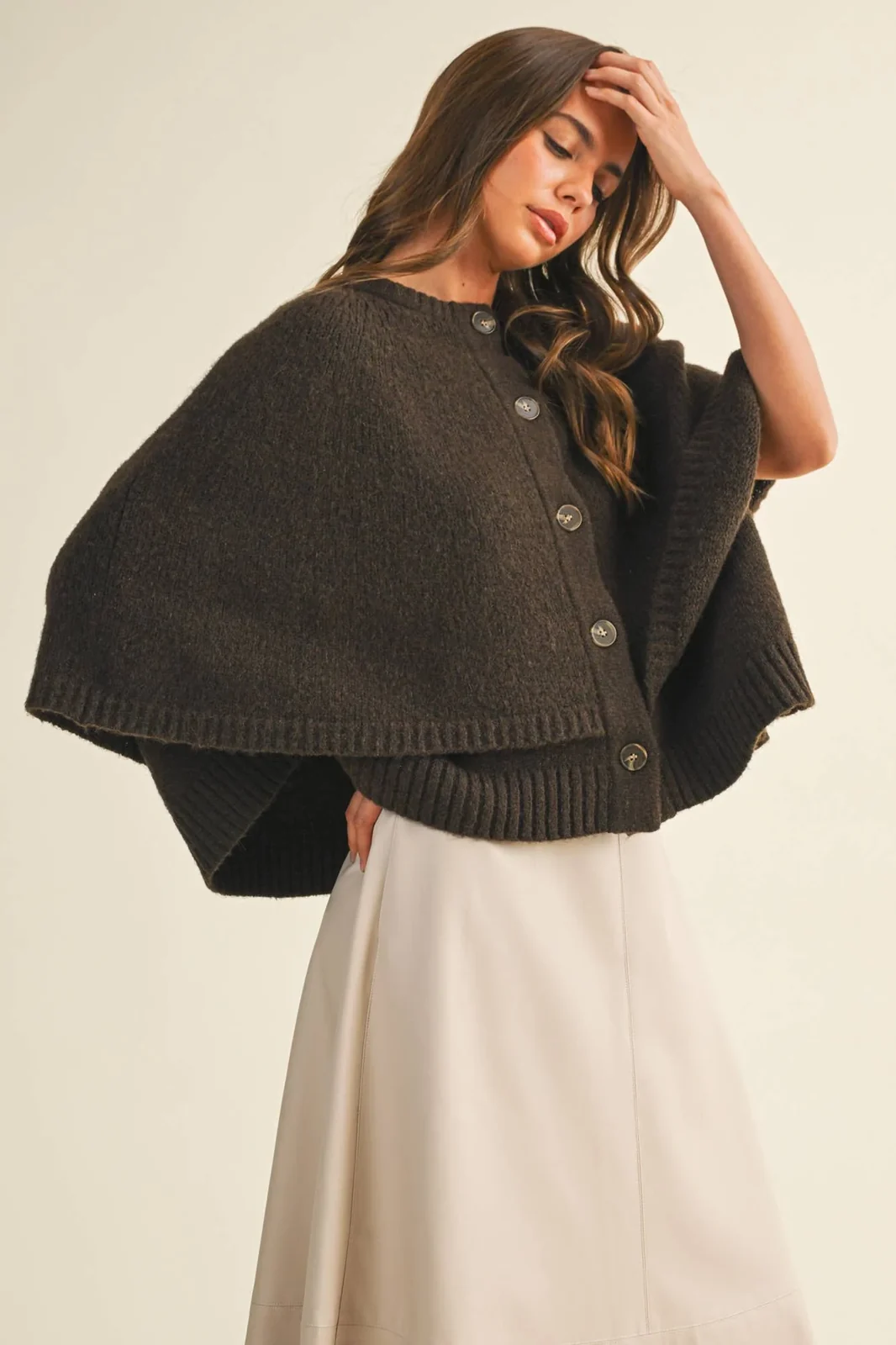 View 16: Un Cafè Poncho Top