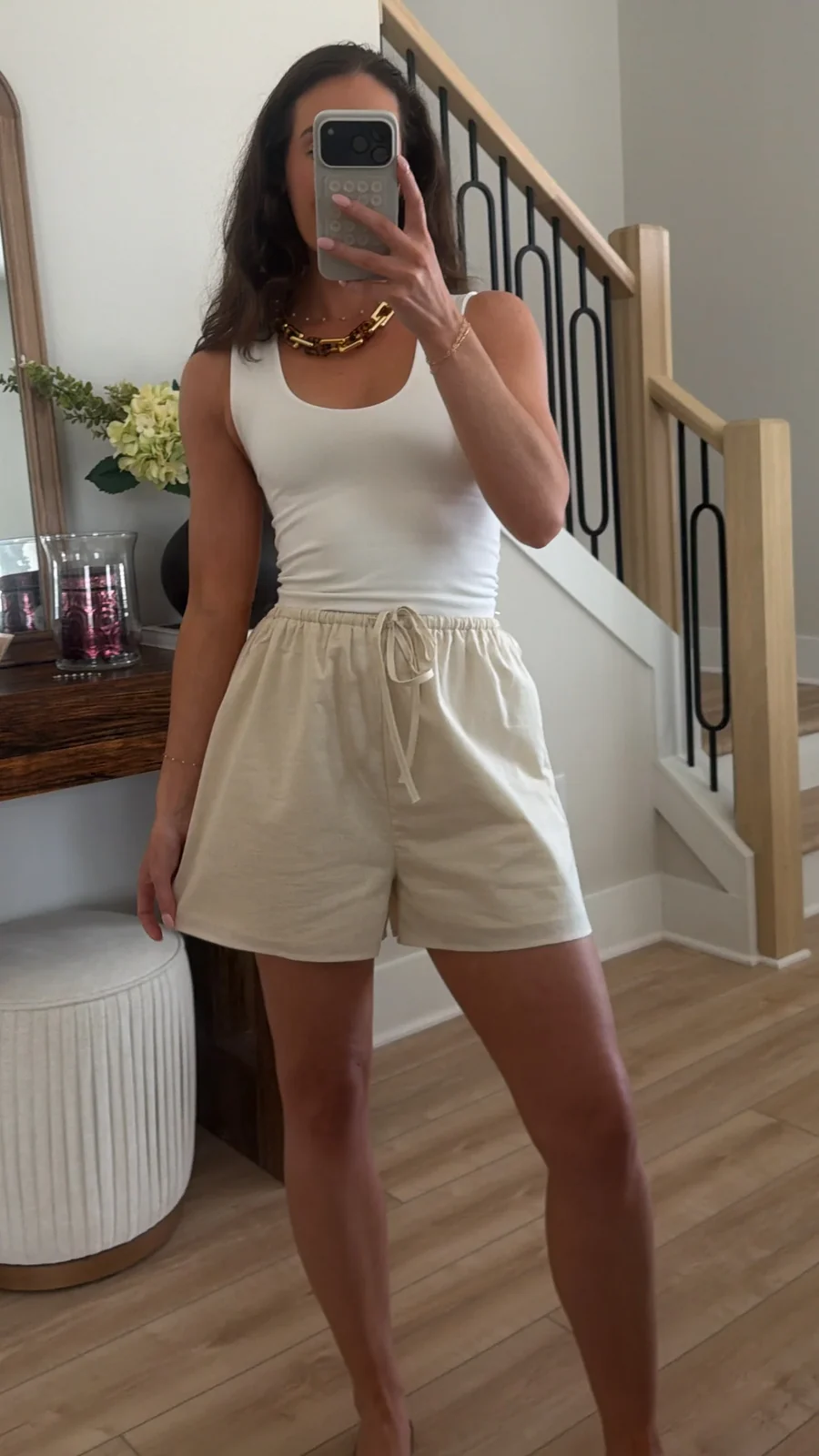 View 9: Seaside Linen Drawstring Shorts