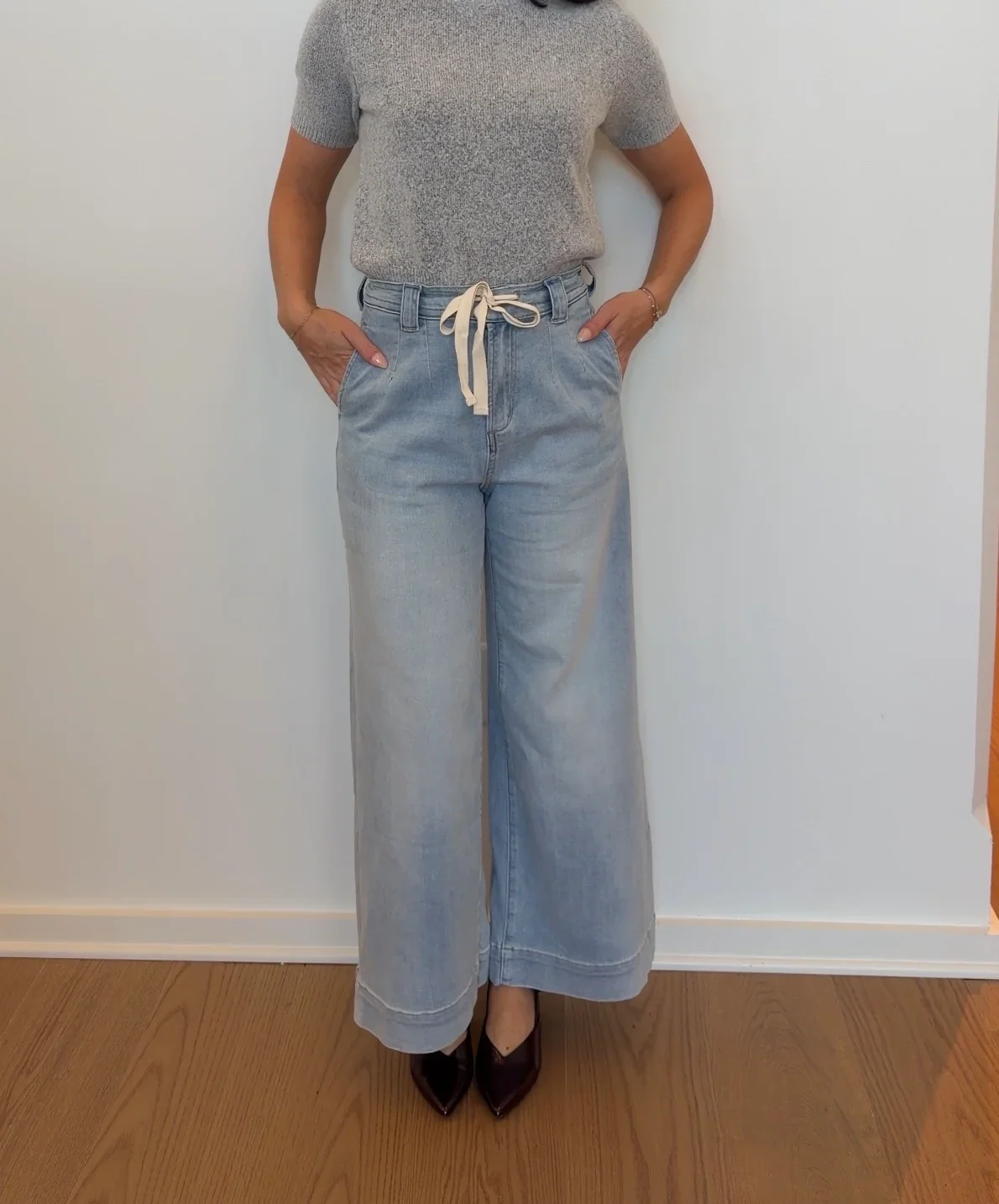 View 6: Sunday in Capri Pants