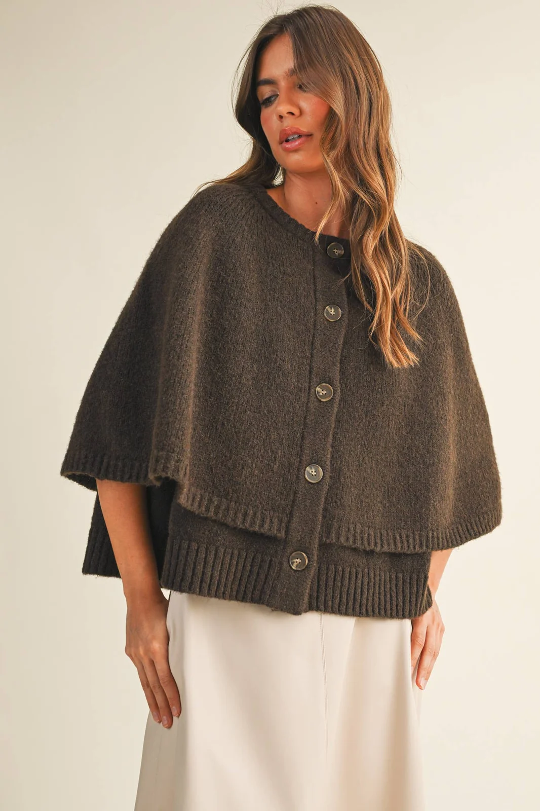 View 10: Un Cafè Poncho Top