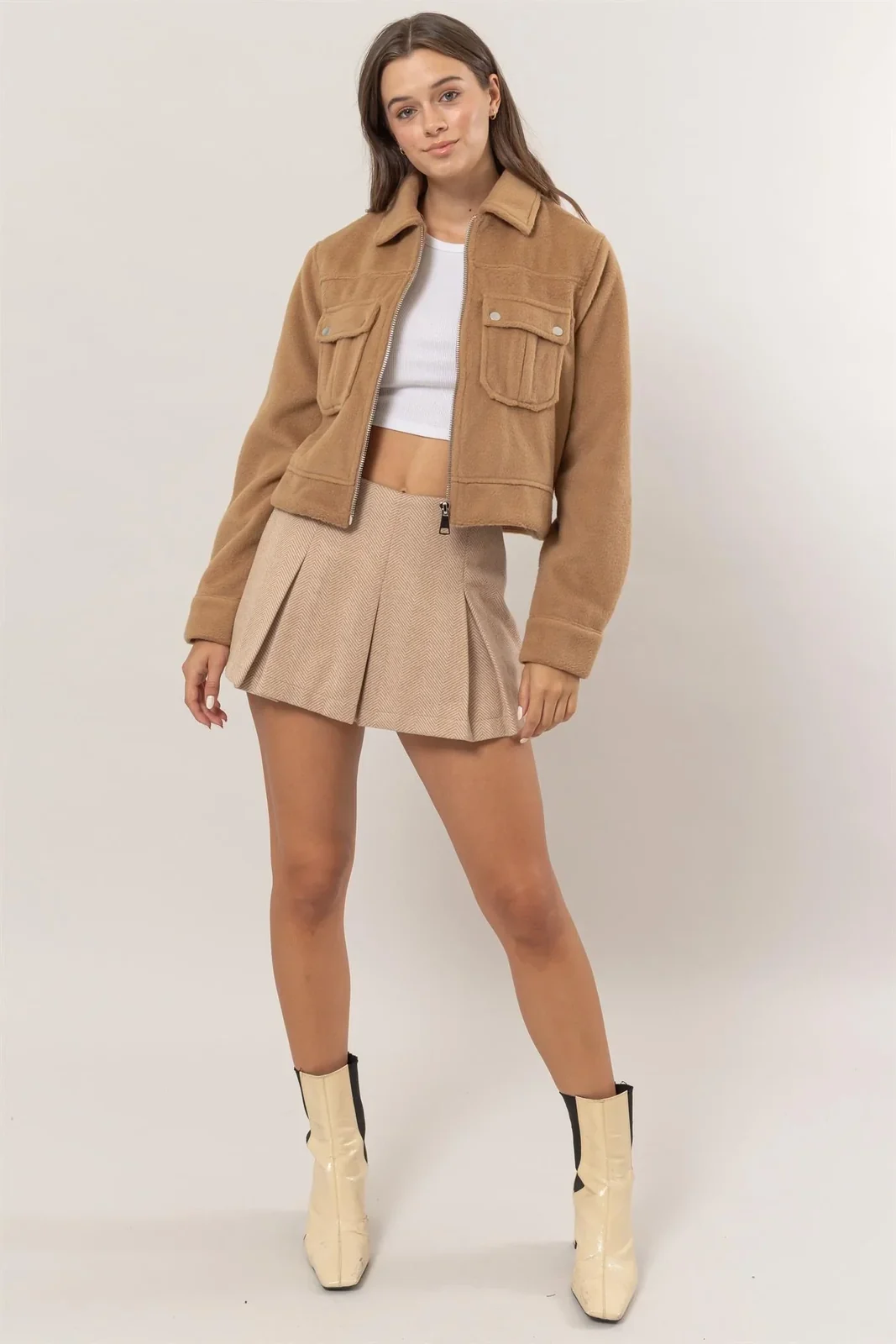 View 4: Parisian Pleated Skort